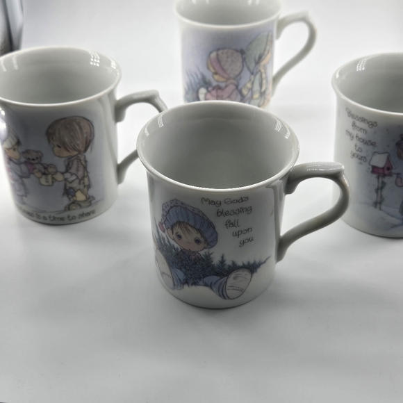 Precious Moments Vintage Christmas Mugs 1984, Set of 4, NWT - Picture 1 of 9